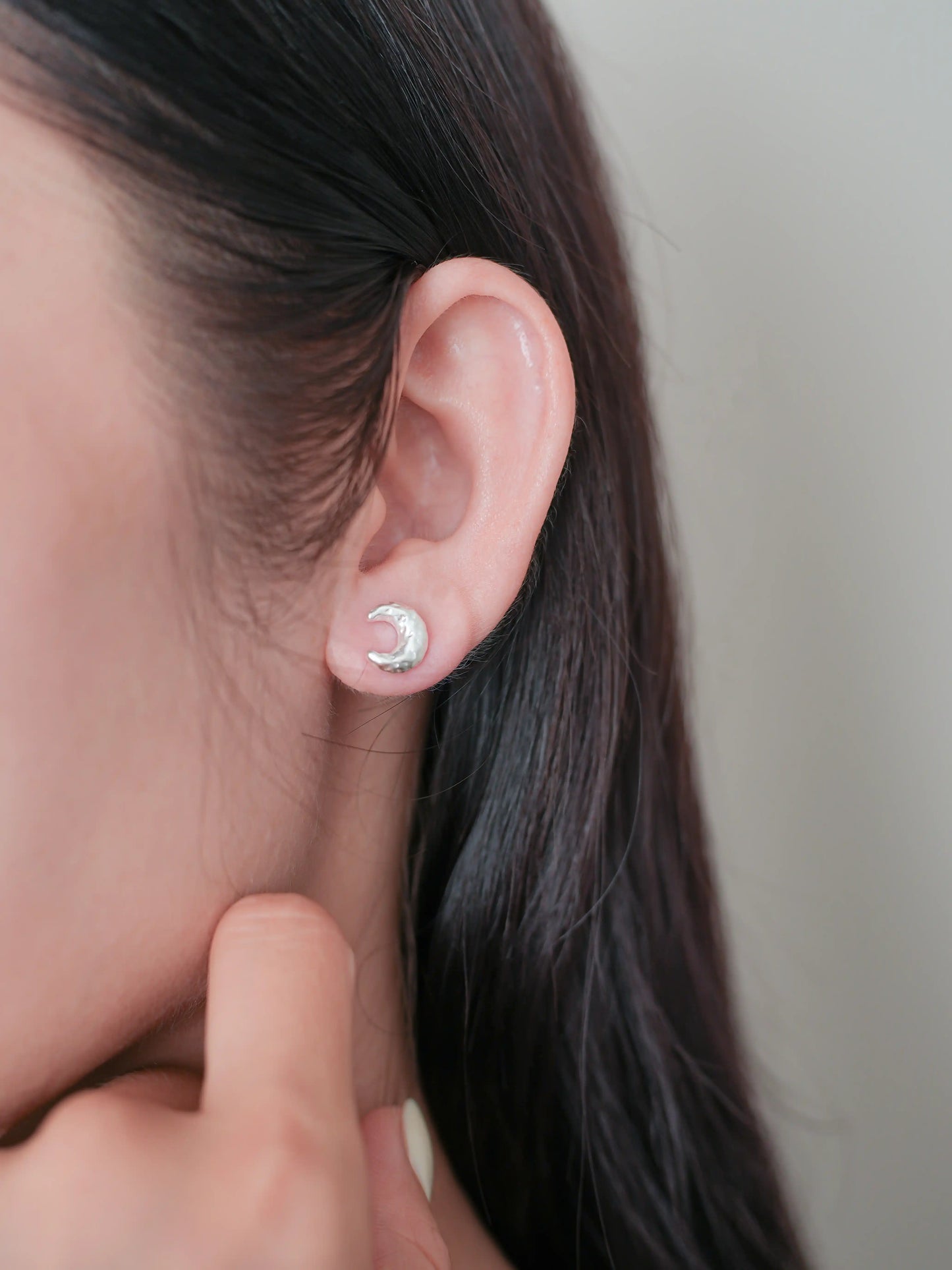 シルバー・ムーンピアス
